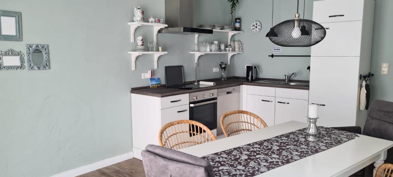 Lotta'S Ferienhaeuschen Apartman Emden Kültér fotó